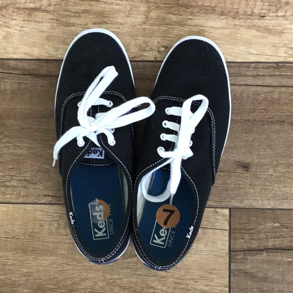 Black Keds